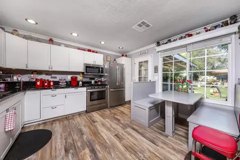 44008 Date Ave, Lancaster, CA 93534 photo 11