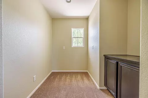 4401 Bethpage Dr, Palmdale, CA 93551 photo 29