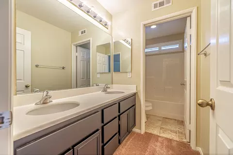 4401 Bethpage Dr, Palmdale, CA 93551 photo 21