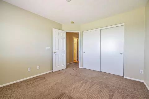 4401 Bethpage Dr, Palmdale, CA 93551 photo 28