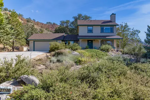 27100 Buckpasser Dr, Tehachapi, CA 93561 photo 1
