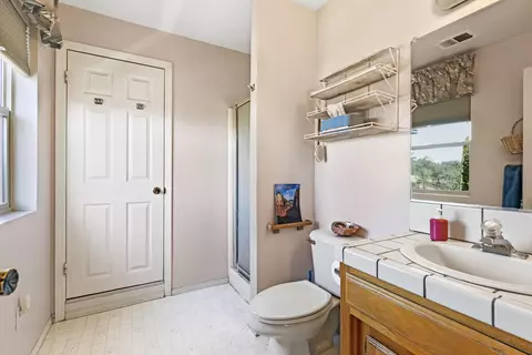 27100 Buckpasser Dr, Tehachapi, CA 93561 photo 19