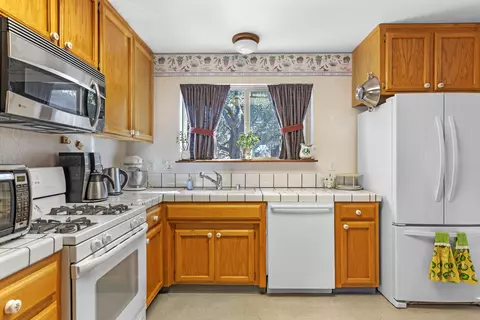 27100 Buckpasser Dr, Tehachapi, CA 93561 photo 9