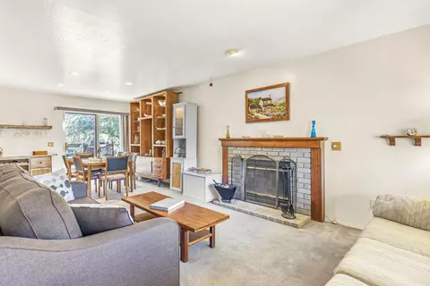 27100 Buckpasser Dr, Tehachapi, CA 93561 photo 5