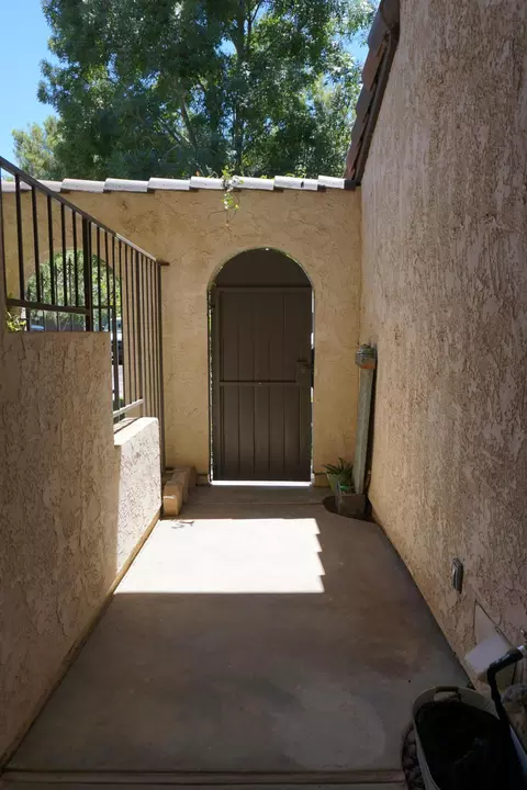 231 Eagle Ln, Palmdale, CA 93551 photo 5