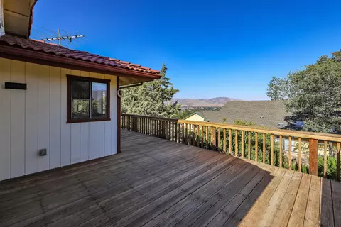 21501 Mountain Dr, Tehachapi, CA 93561 photo 23