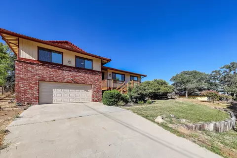 21501 Mountain Dr, Tehachapi, CA 93561 photo 3