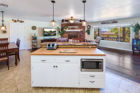 34650 Ellenan Ave, Acton, CA 93510 photo 9