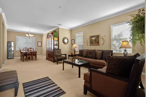 8836 Avoca Ct, Lancaster, CA 93536 photo 4
