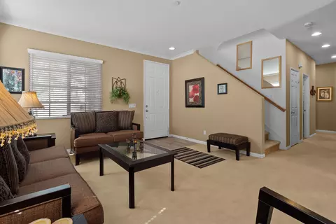 8836 Avoca Ct, Lancaster, CA 93536 photo 5
