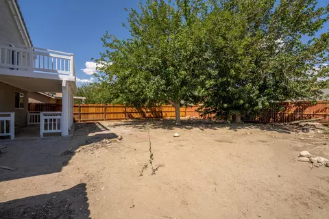 43234 Vineyard Dr, Lancaster, CA 93535 photo 17