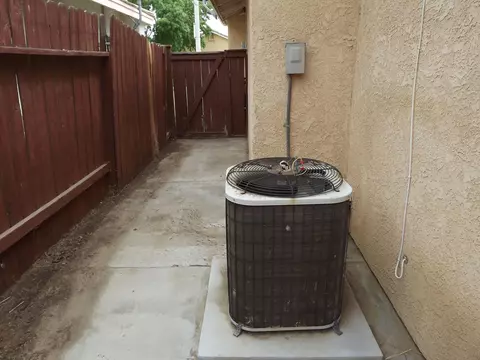 1647 Silvia Ave, Lancaster, CA 93535 photo 29