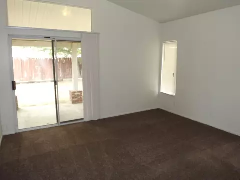 1647 Silvia Ave, Lancaster, CA 93535 photo 11
