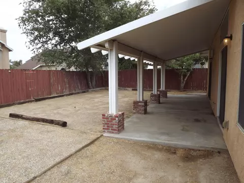 1647 Silvia Ave, Lancaster, CA 93535 photo 25