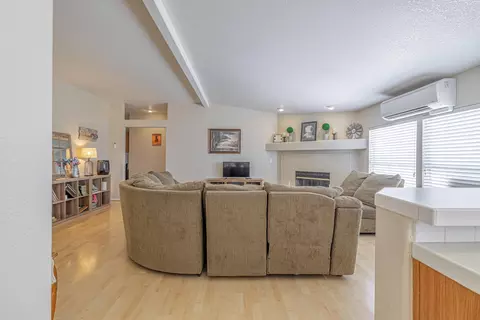 8515 Ave D 2 W, Lancaster, CA 93536 photo 8