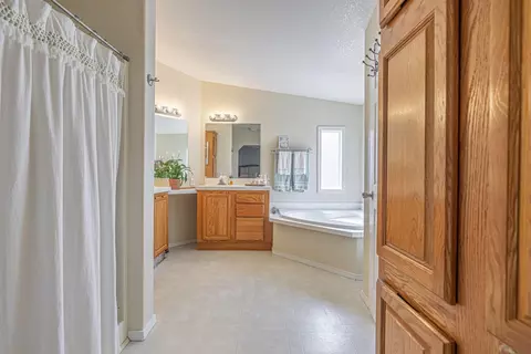 8515 Ave D 2 W, Lancaster, CA 93536 photo 13