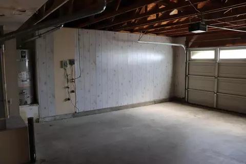 37398 Sheffield Dr, Palmdale, CA 93550 photo 9