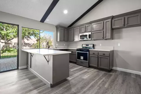 44634 12th St E, Lancaster, CA 93535 photo 9