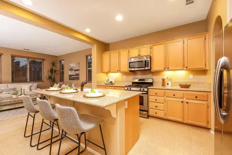 2134 Nugent St E, Lancaster, CA 93535 photo 9