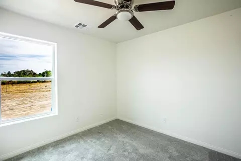 472 Jonathan Pl, Tehachapi, CA 93561 photo 8