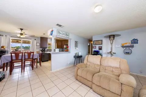 40975 174th St E, Lancaster, CA 93535 photo 7