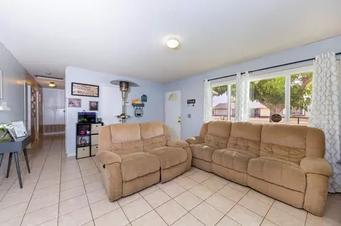 40975 174th St E, Lancaster, CA 93535 photo 6