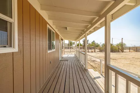 3639 Backus Rd, Mojave, CA 93501 photo 5