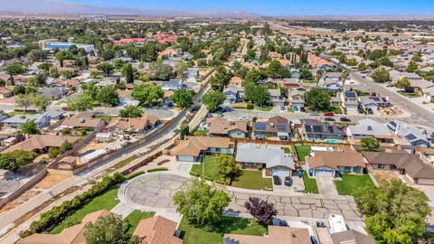 2129 Dallin St, Lancaster, CA 93536 photo 36