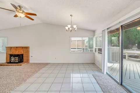 2129 Dallin St, Lancaster, CA 93536 photo 9