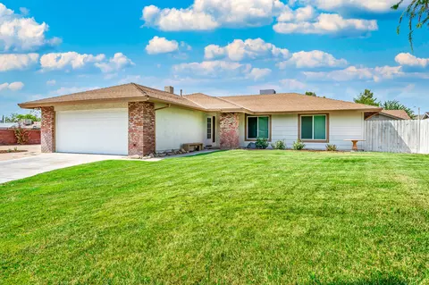2129 Dallin St, Lancaster, CA 93536 photo 1