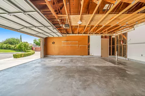 2129 Dallin St, Lancaster, CA 93536 photo 27