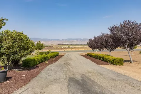 19551 Sioux St, Tehachapi, CA 93561 photo 46