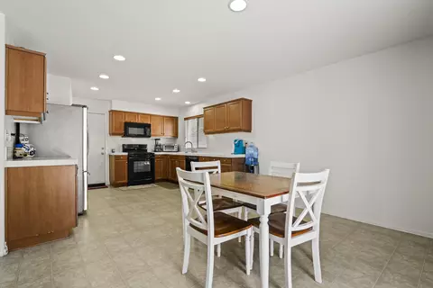 38463 Sphynx Dr, Palmdale, CA 93551 photo 24