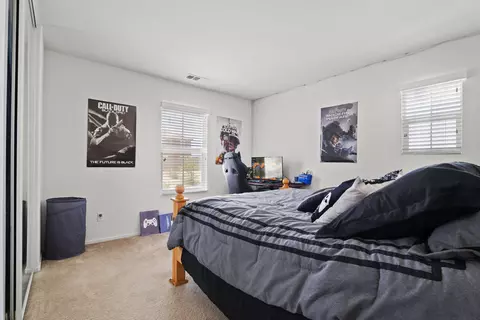 38463 Sphynx Dr, Palmdale, CA 93551 photo 9