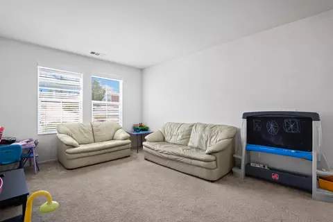 38463 Sphynx Dr, Palmdale, CA 93551 photo 5