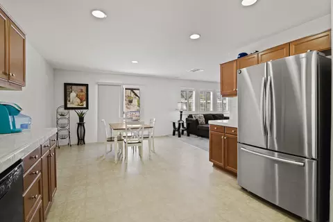 38463 Sphynx Dr, Palmdale, CA 93551 photo 28