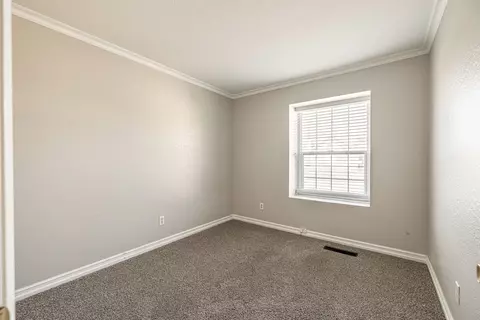 43605 Park Ave, Lancaster, CA 93534 photo 13