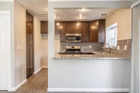 43605 Park Ave, Lancaster, CA 93534 photo 9