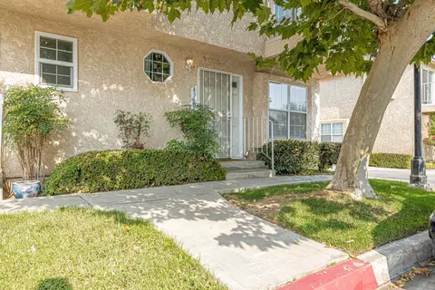 43605 Park Ave, Lancaster, CA 93534 photo 1