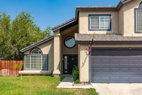 4715 Adela Ct, Palmdale, CA 93552 photo 3