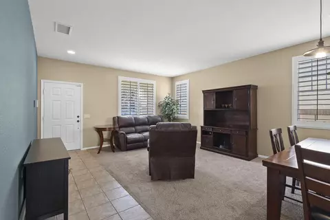 43928 Freer Way, Lancaster, CA 93536 photo 4