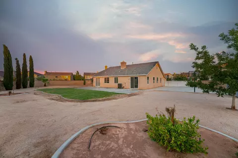 6101 Kindling Ct, Lancaster, CA 93536 photo 32