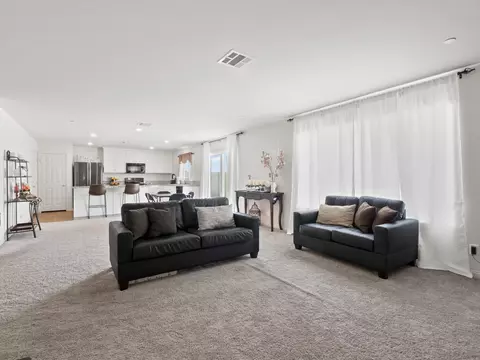 3519 Garnet Ln, Lancaster, CA 93535 photo 9