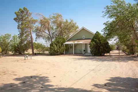 8658 Ave H E, Lancaster, CA 93535 photo 4