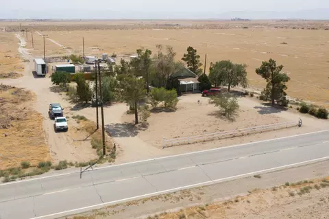 8658 Ave H E, Lancaster, CA 93535 photo 26