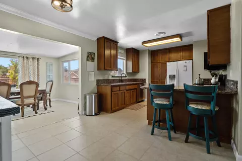 21251 Sierra Vista Dr, Tehachapi, CA 93561 photo 6