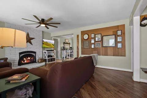 21251 Sierra Vista Dr, Tehachapi, CA 93561 photo 4