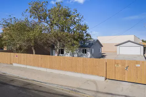 43540 6th St, Lancaster, CA 93535 photo 1
