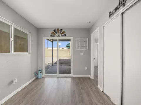 43540 6th St, Lancaster, CA 93535 photo 22