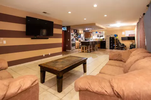 3219 Sunridge Ct, Palmdale, CA 93550 photo 4